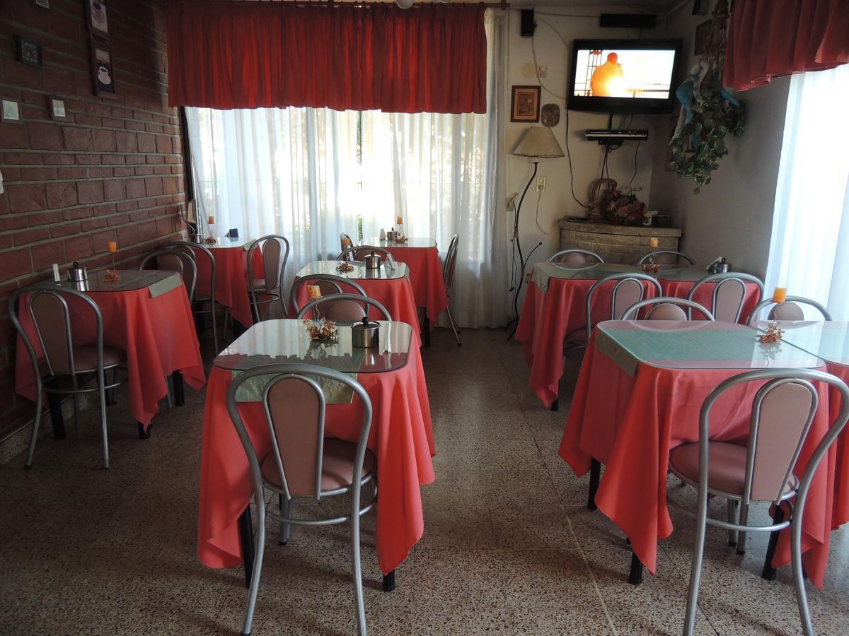 Hotel Carlos Paz 维拉卡洛斯帕兹 外观 照片