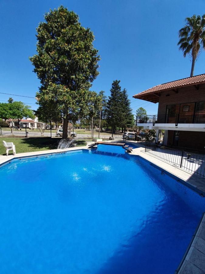 Hotel Carlos Paz 维拉卡洛斯帕兹 外观 照片