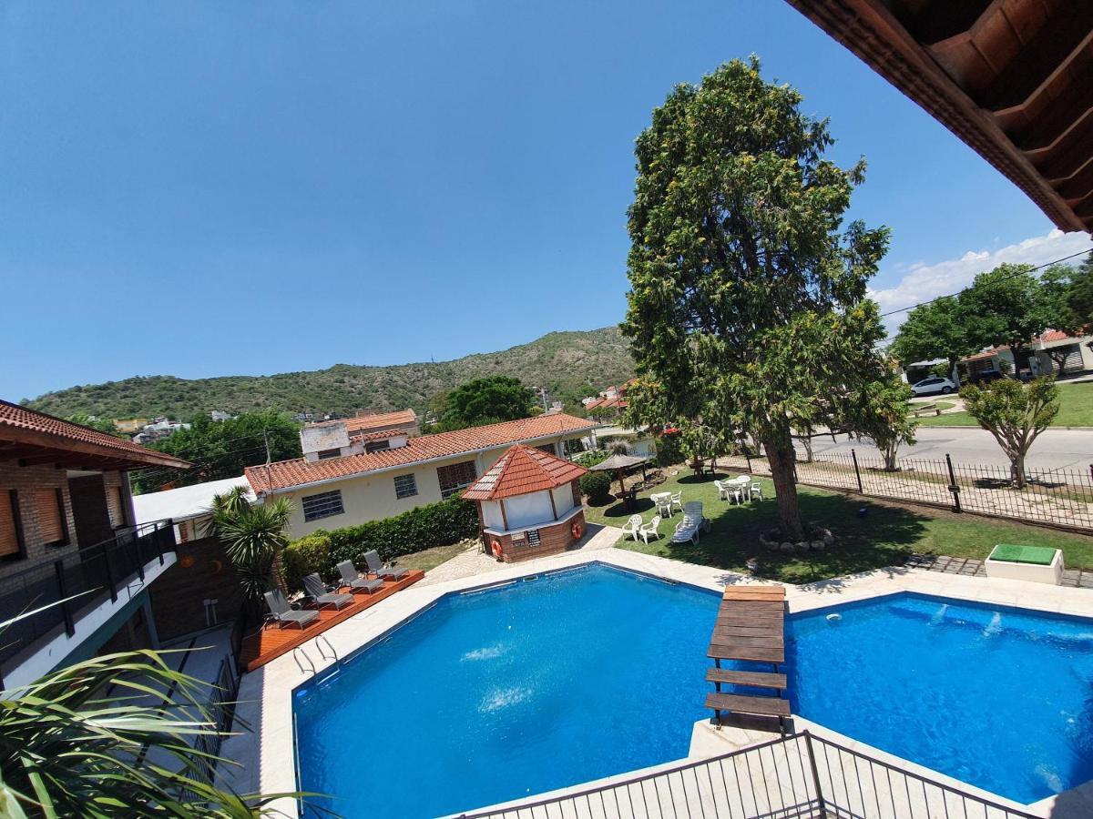 Hotel Carlos Paz 维拉卡洛斯帕兹 外观 照片