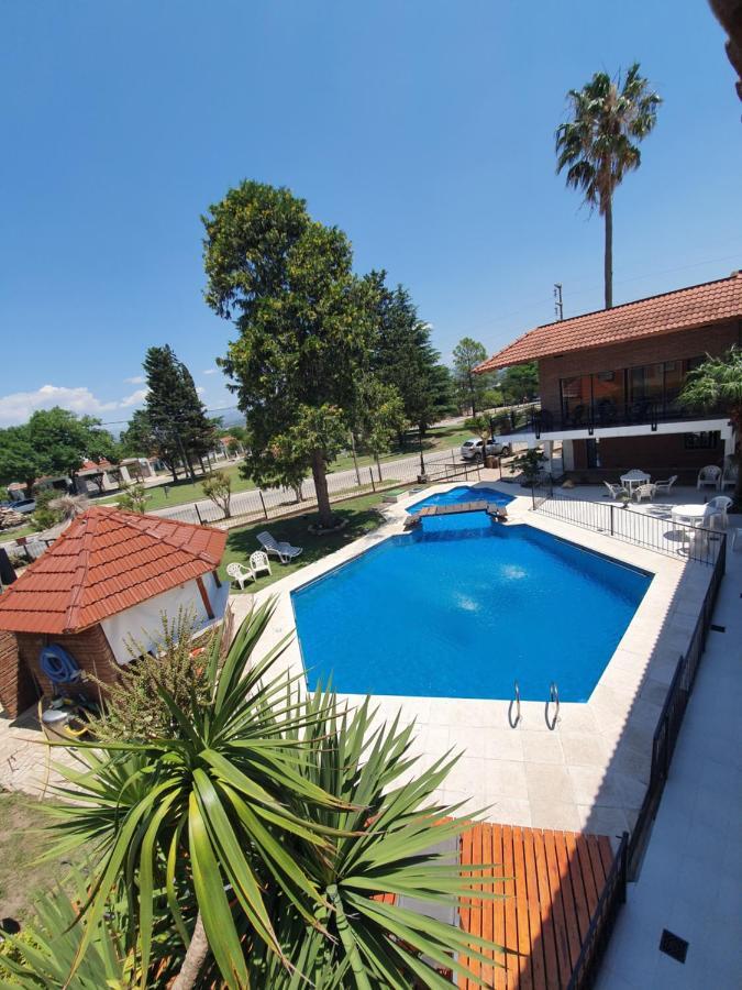Hotel Carlos Paz 维拉卡洛斯帕兹 外观 照片