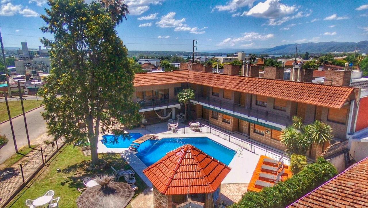 Hotel Carlos Paz 维拉卡洛斯帕兹 外观 照片