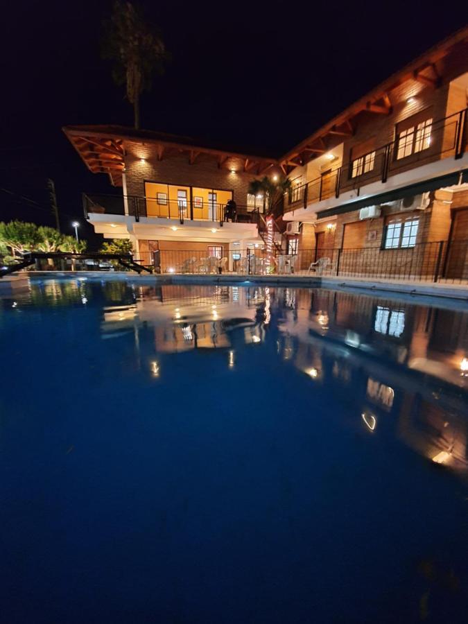 Hotel Carlos Paz 维拉卡洛斯帕兹 外观 照片