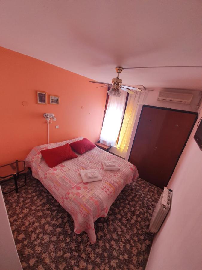 Hotel Carlos Paz 维拉卡洛斯帕兹 外观 照片