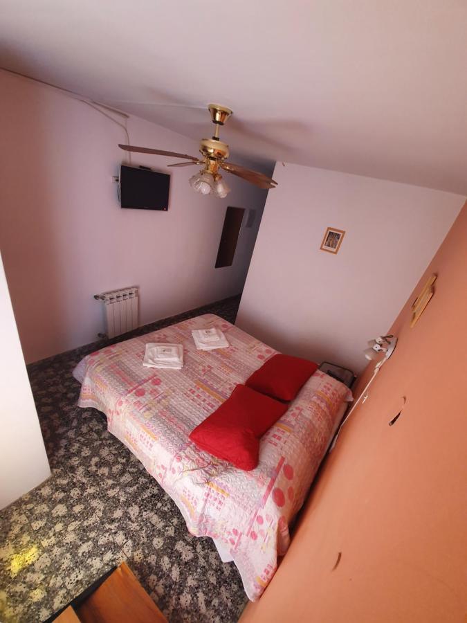 Hotel Carlos Paz 维拉卡洛斯帕兹 外观 照片